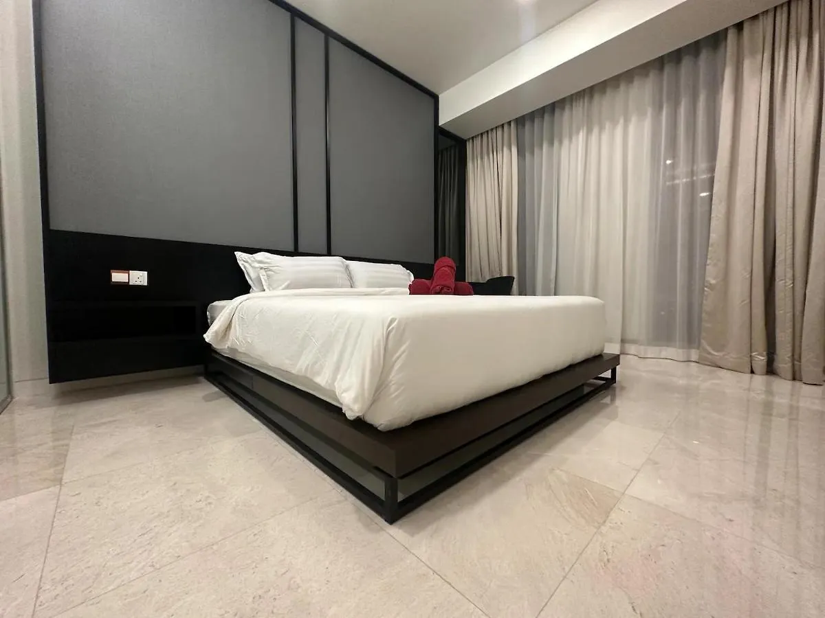Two Bedroom Apartment Klcc With Rooftop Pool And City View Kuala Lumpur Malezja