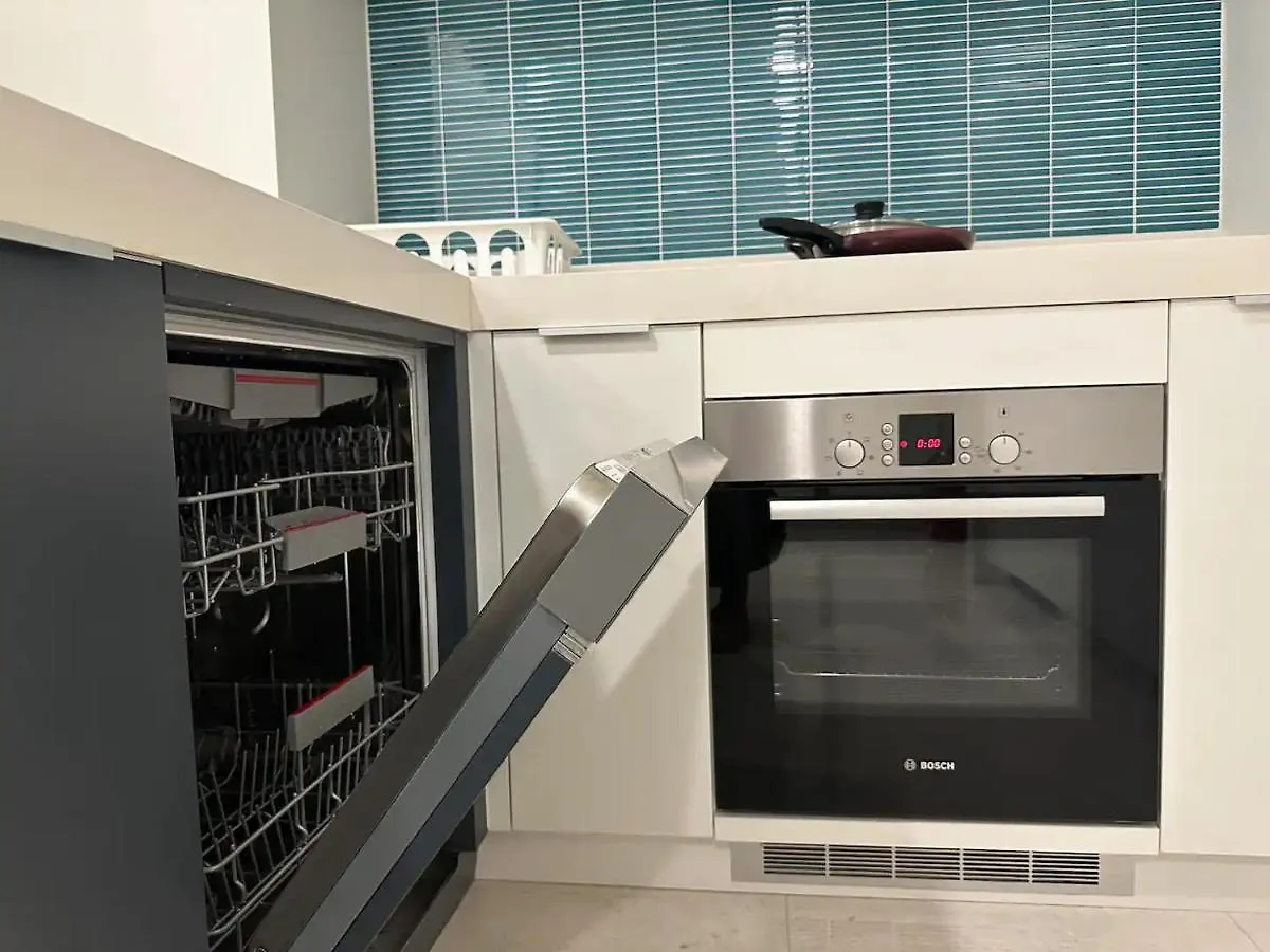Two Bedroom Apartment Klcc With Rooftop Pool And City View Kuala Lumpur