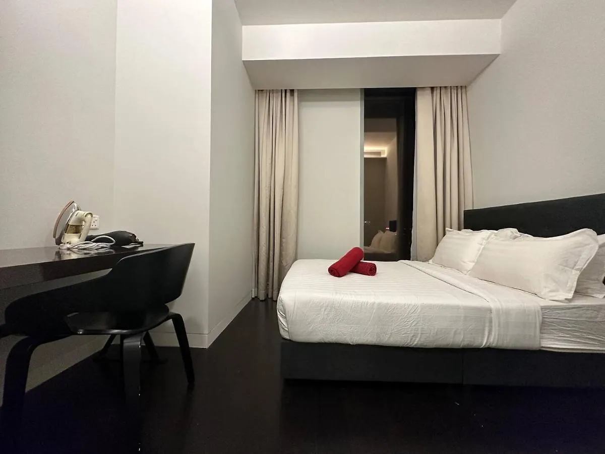Two Bedroom Apartment Klcc With Rooftop Pool And City View Kuala Lumpur