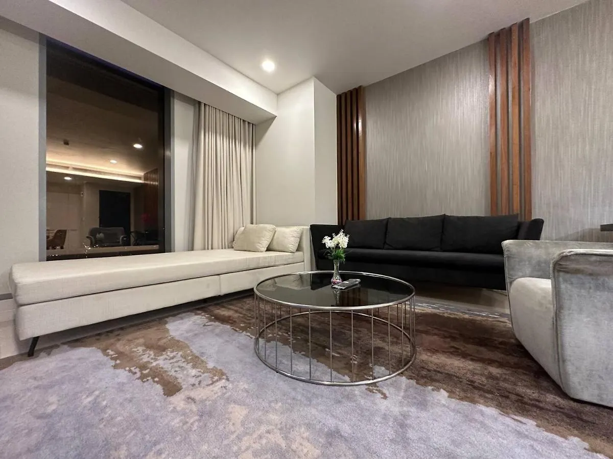 Two Bedroom Apartment Klcc With Rooftop Pool And City View Kuala Lumpur 0*,  Malezja