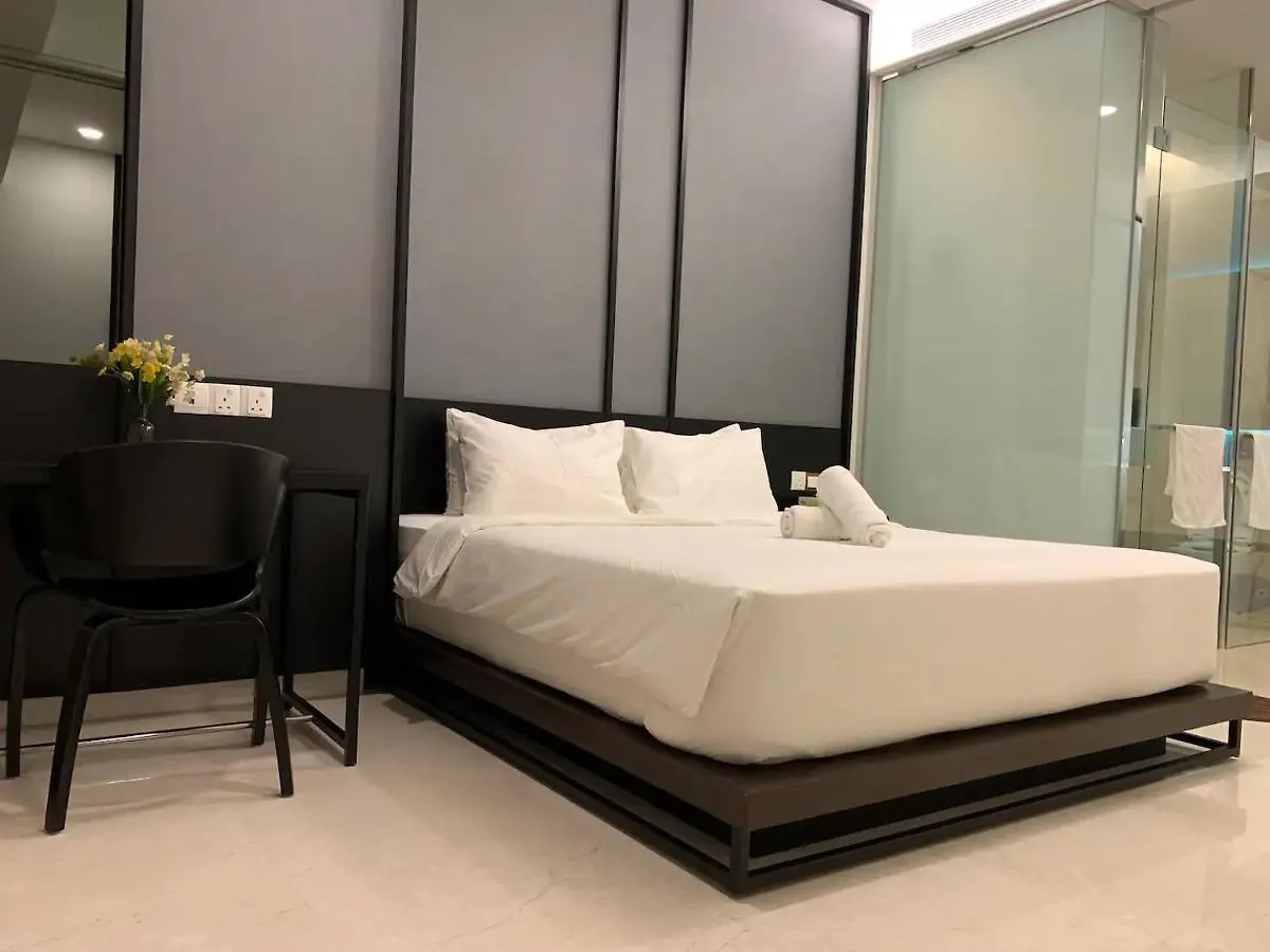 Two Bedroom Apartment Klcc With Rooftop Pool And City View Kuala Lumpur 0*,