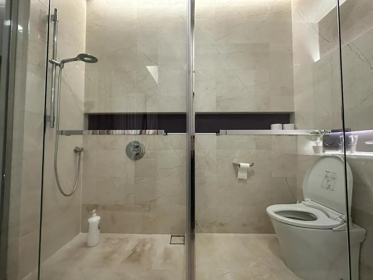 Two Bedroom Apartment Klcc With Rooftop Pool And City View Kuala Lumpur