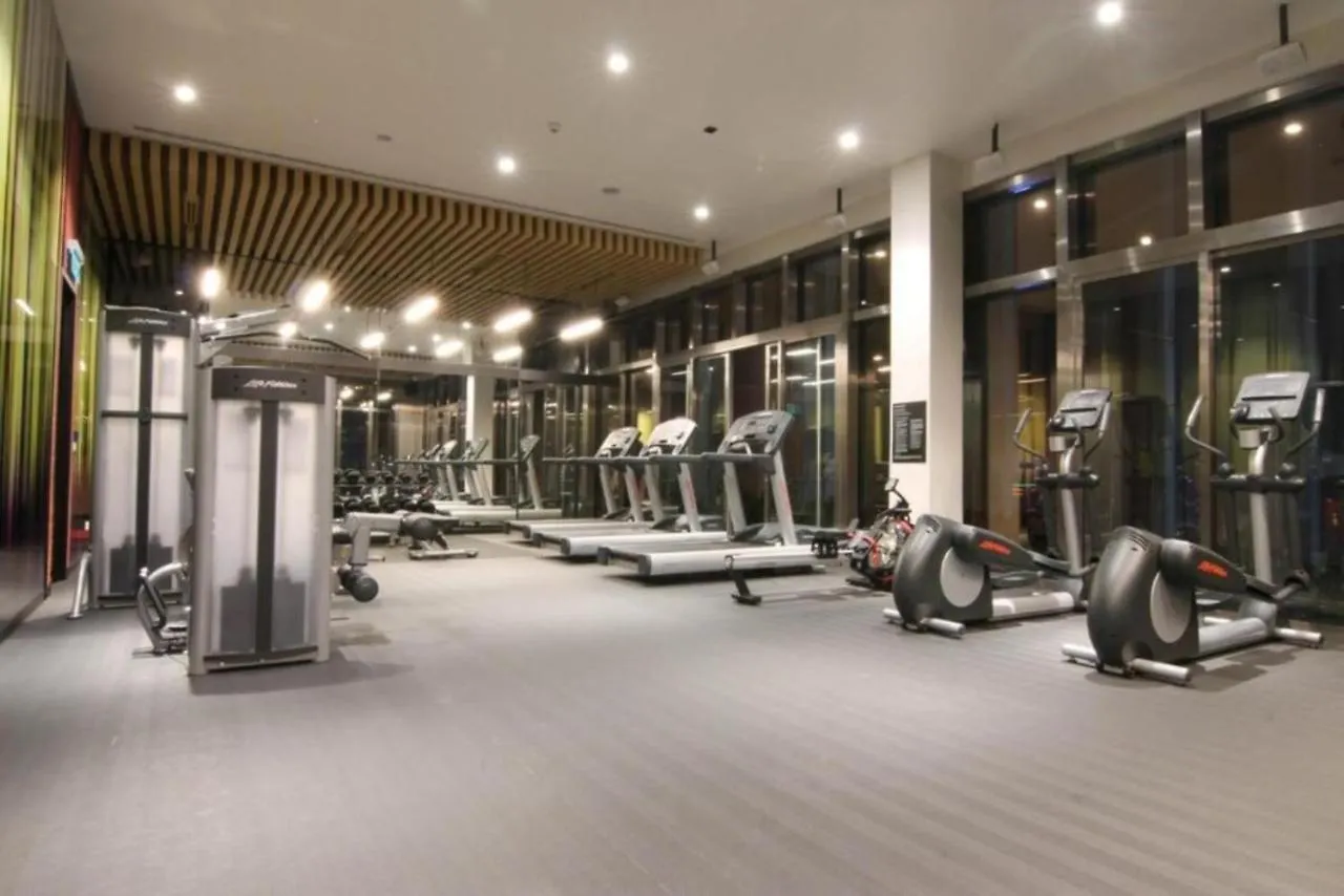 Two Bedroom Apartment Klcc With Rooftop Pool And City View Kuala Lumpur
